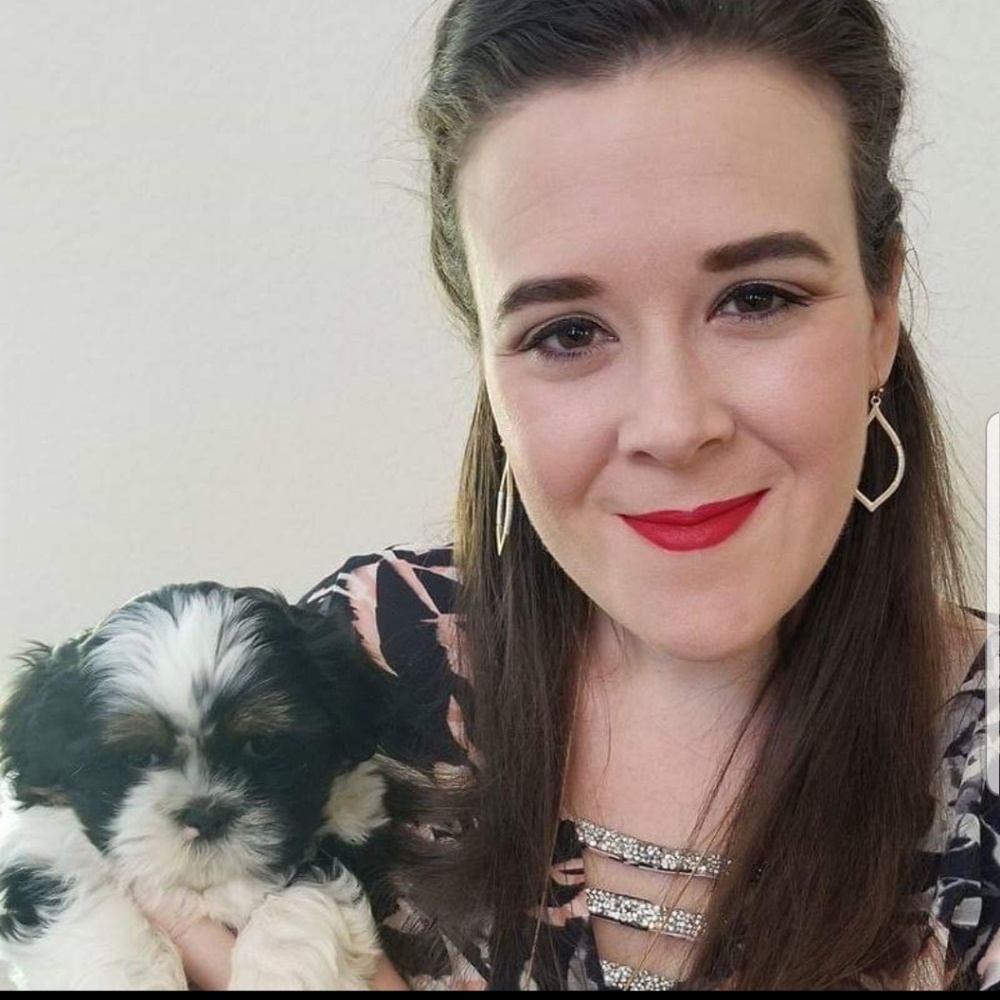 Meet your Posher, Melissa
